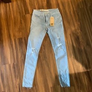 Levi’s 710 super skinny denim jeans